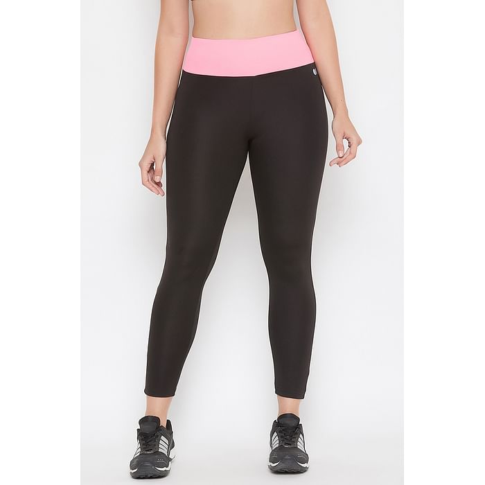 

Clovia Snug Fit Active Ankle-Length Tights in Black - AB0020A13