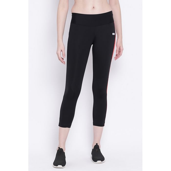 

Clovia Active Ankle Length Tights in Black - AB0043P13