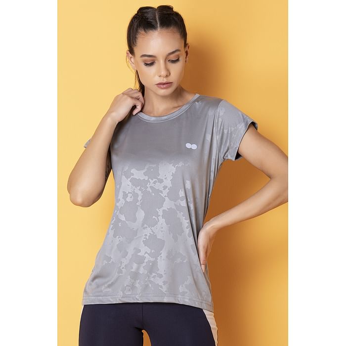 Clovia - Clovia Active Printed T-Shirt in Grey – AT0124A01