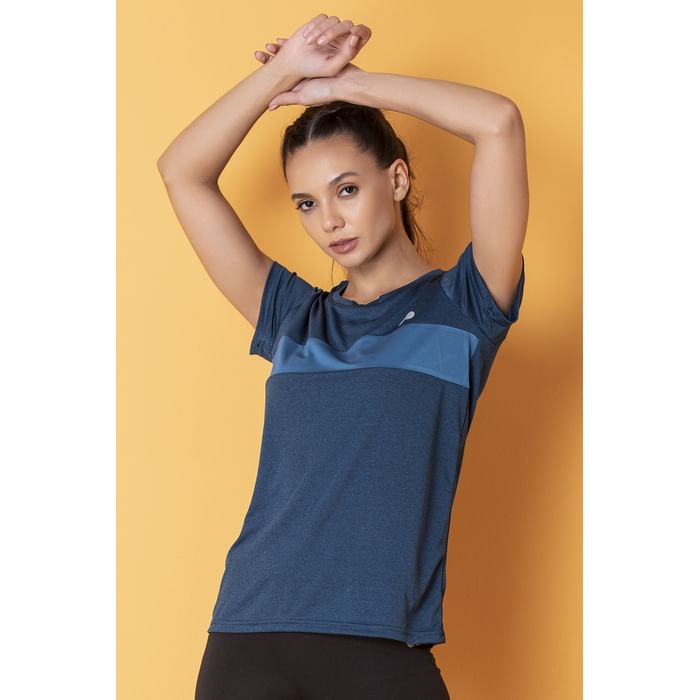 

Clovia Active T-shirt in Blue - AT0112H03, Light blue