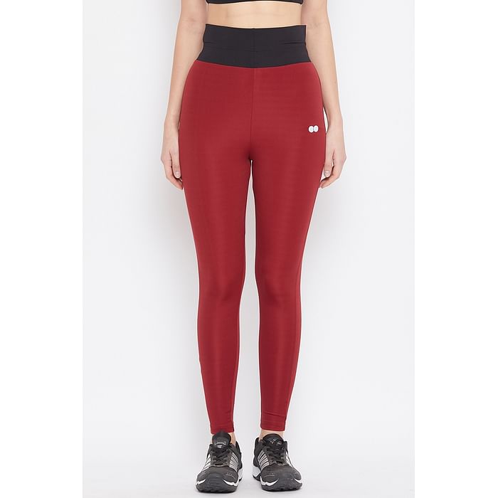 

Clovia Activewear Ankle Length Tights in Red - AB0050P04