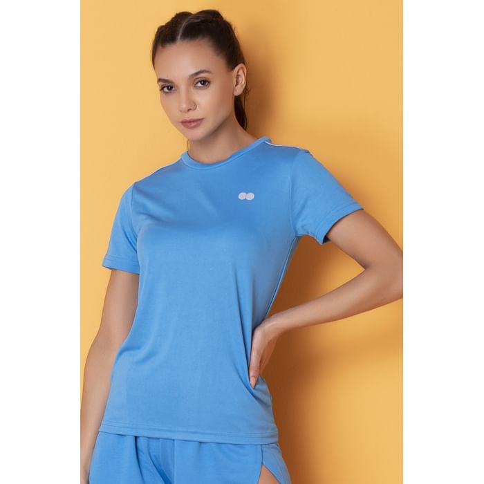 

Clovia Activewear T-shirt in Light Blue with Reflector Piping - AT0112S03