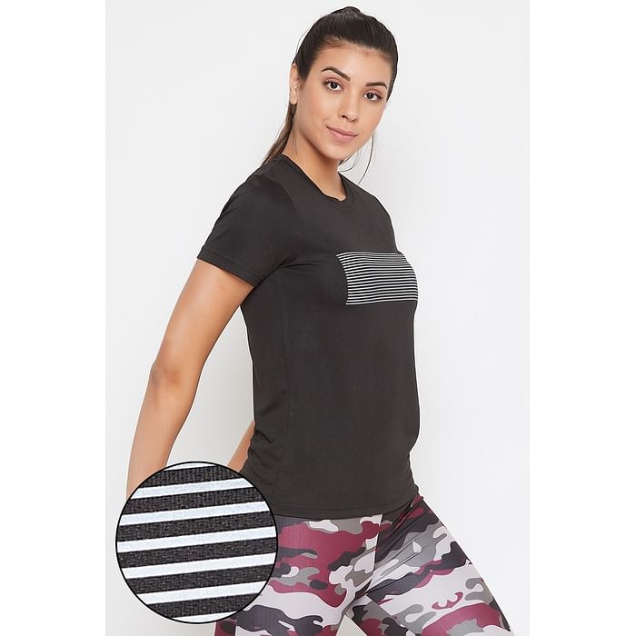 

Clovia Comfort Fit Reflector Stripes Active T-shirt in Black - AT0112B13