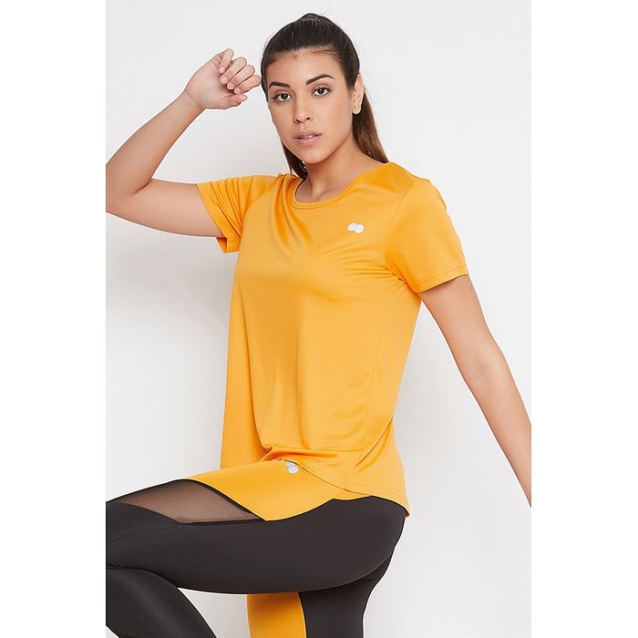 Clovia - Clovia Comfort Fit Active T-shirt in Mustard – AT0141P02