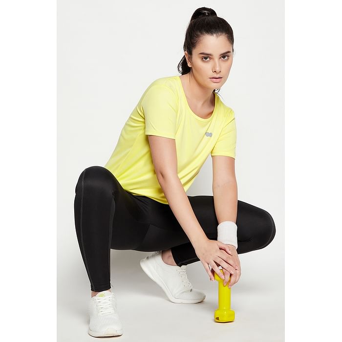 

Clovia Comfort Fit Active Top in Yellow with Back Slit - AT0168P02, Light yellow