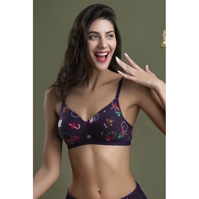 

Clovia Padded Non-Wired Full Cup Christmas Print Multiway T-shirt Bra in Navy - Cotton - BR1049P19, Multicolour