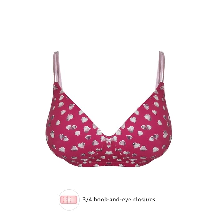 

Clovia Padded Non-Wired Full Cup Heart Print T-Shirt Bra in Red - BR1067K04