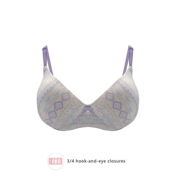 

Clovia Padded Non-Wired Full Cup Aztec Print Multiway T-shirt Bra in White - BR1277U18