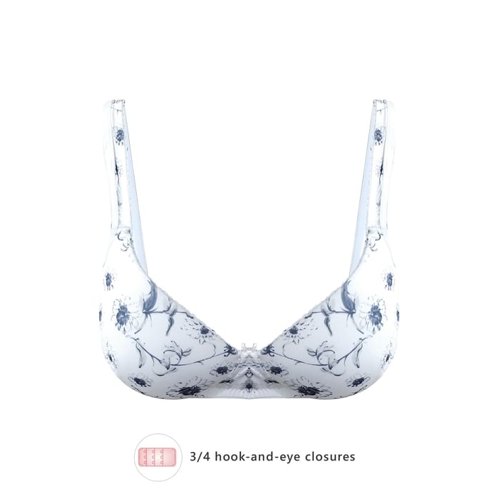 

Clovia Padded Non-Wired Full Cup Floral Print T-Shirt Bra in White - BR1386P18