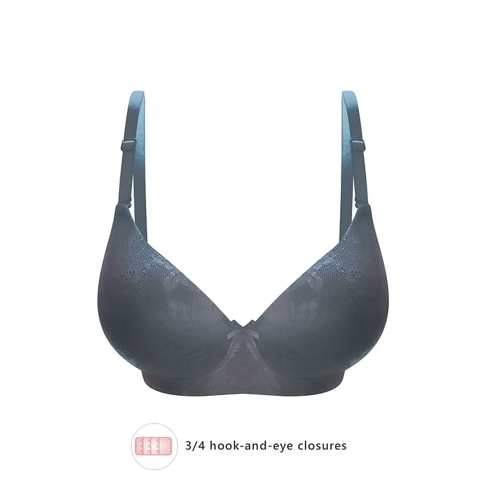 

Clovia Padded Non-Wired Full Cup Bra in Black- Lace - BR1479P13