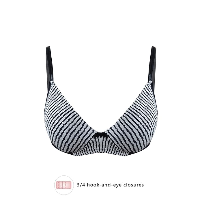 

Clovia Padded Non-Wired Full Cup Animal Print T-shirt Bra in White - BR1737L18