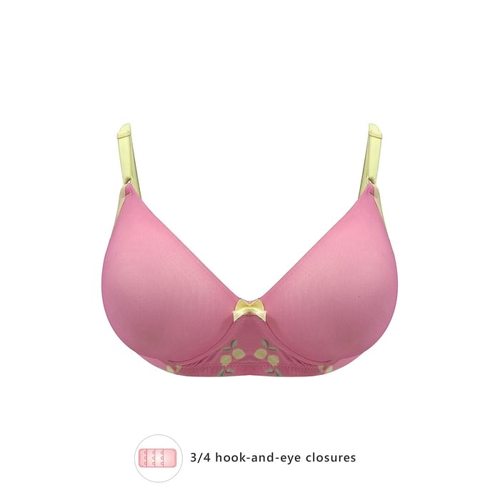 

Clovia Padded Non-Wired Full Cup Striped T-shirt Bra in Pink - BR1897H22, Light pink