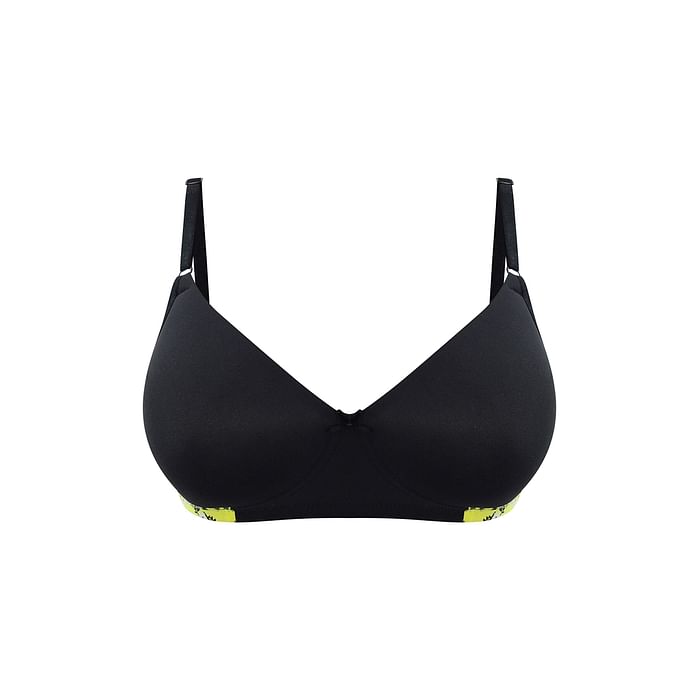 

Clovia Padded Non-Wired Full Cup T-shirt Bra in Black - BR1897M13