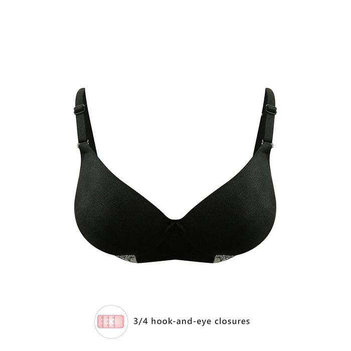 

Clovia Padded Non-Wired Full Cup Multiway T-shirt Bra in Black - BR1897N13