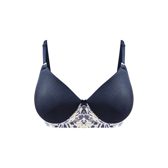 

Clovia Padded Non-Wired Full Cup T-shirt Bra in Navy - BR1897V08