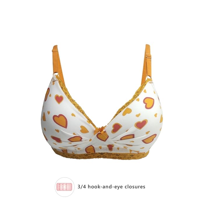 

Clovia Padded Non-Wired Full Cup Heart Print Bra in White - Cotton & Lace - BR2219C18