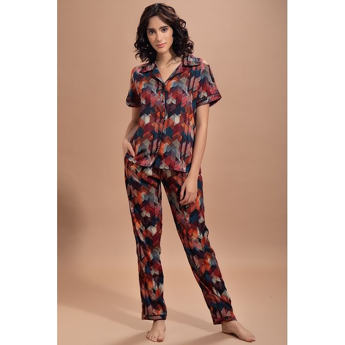 

Clovia Button Down Shirt & Pyjama Set in Multicolour- Crepe - LS0385P13, Black