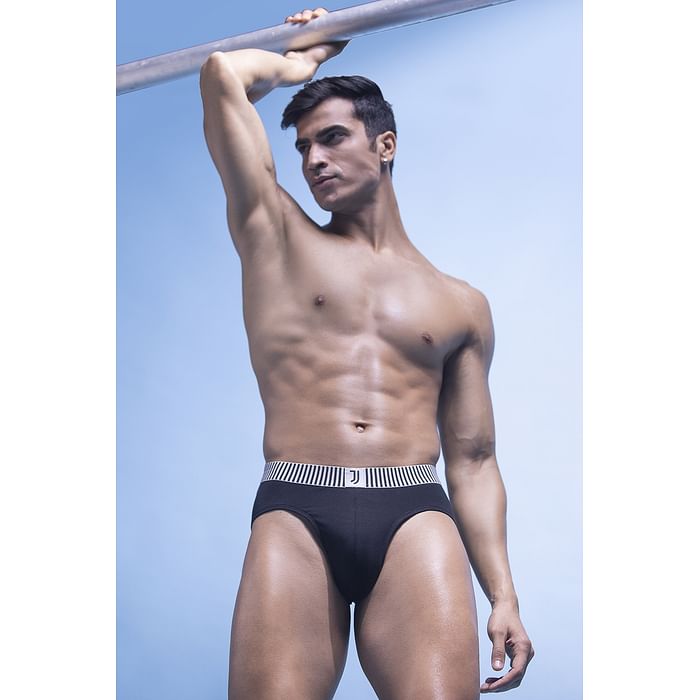 

Clovia John Players Champion Cotton Brief in Black - JBF005M13