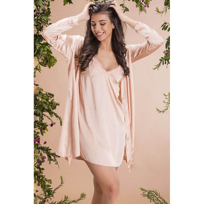 

Clovia Chic Basic Babydoll & Robe in Peach Colour - Satin & Lace - NS1414P34, Teal
