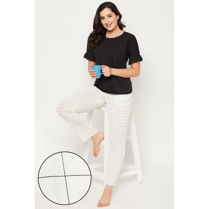 

Clovia Chic Basic Top & Checkered Pyjama Set in Black - Cotton - LS0597P13