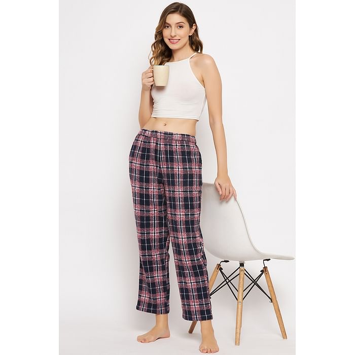 

Clovia Classic Checks Pyjama in Navy - Cotswool - LB0200D08