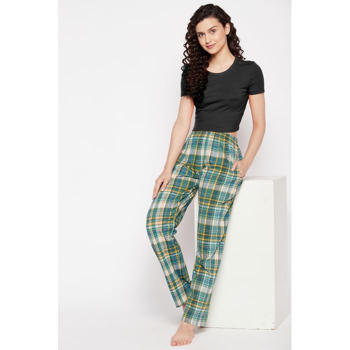 

Clovia Classic Checks Pyjamas in Dark Green - 100% Cotton - LB0149D17