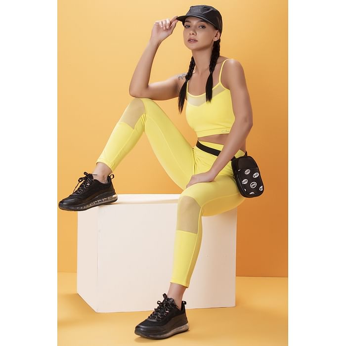 

Clovia Comfort-Fit Active Crop Top & Snug Fit Active Tights in Yellow - ASC067A02, Light yellow