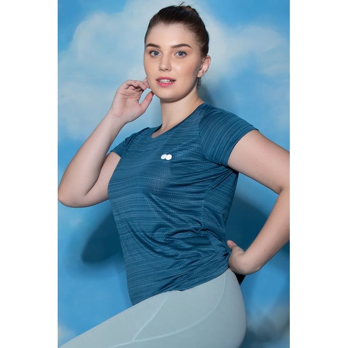 

Clovia Comfort-Fit Active T-shirt in Teal Blue - AT0124P36