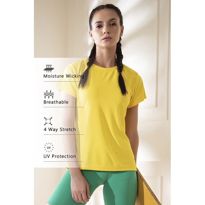 

Clovia Quick Dry Sports T-shirt in Yellow with Printed Back & Reflective Logo - AT0161P02, Light yellow