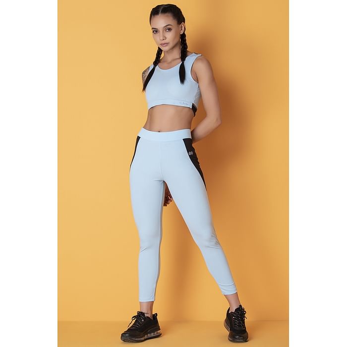 

Clovia Comfort-Fit Colourblock Active Crop Top & Snug Fit Active Tights in Sky Blue - ASC042F03, Light blue