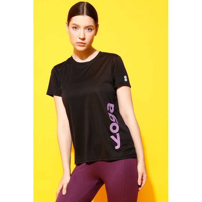 

Clovia Comfort Fit Text Print Active T-shirt in Black - AT0160D13
