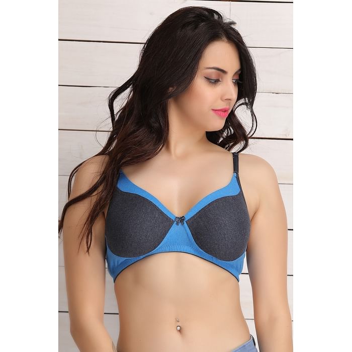 

Clovia Full Cup Non-Wired T-Shirt Bra in Navy - Cotton - BR0827P08