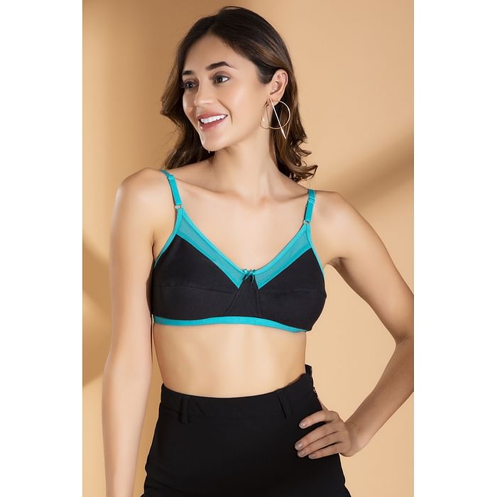 

Clovia Cotton Non-Padded Non-Wired Bra In Black - BR1604R13