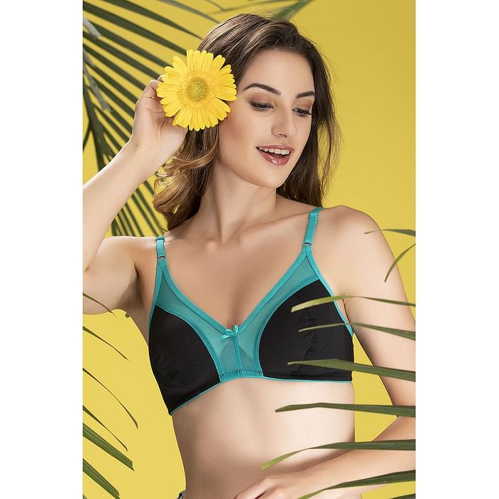 

Clovia Non-Padded Non-Wired Full Coverage Bra In Black - Cotton - BR1652P13