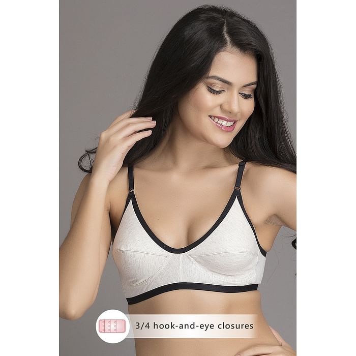 

Clovia Non-Padded Non-Wired Full Coverage Bra in White - Cotton - BR0227S18