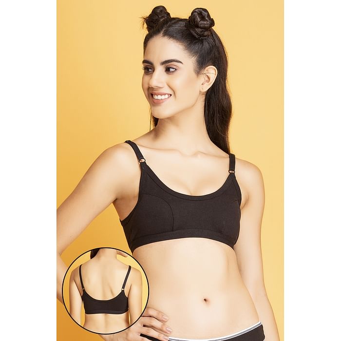 

Clovia Low Impact Cotton Non-Padded Non-Wired Sports Bra in Black - BR1304P13