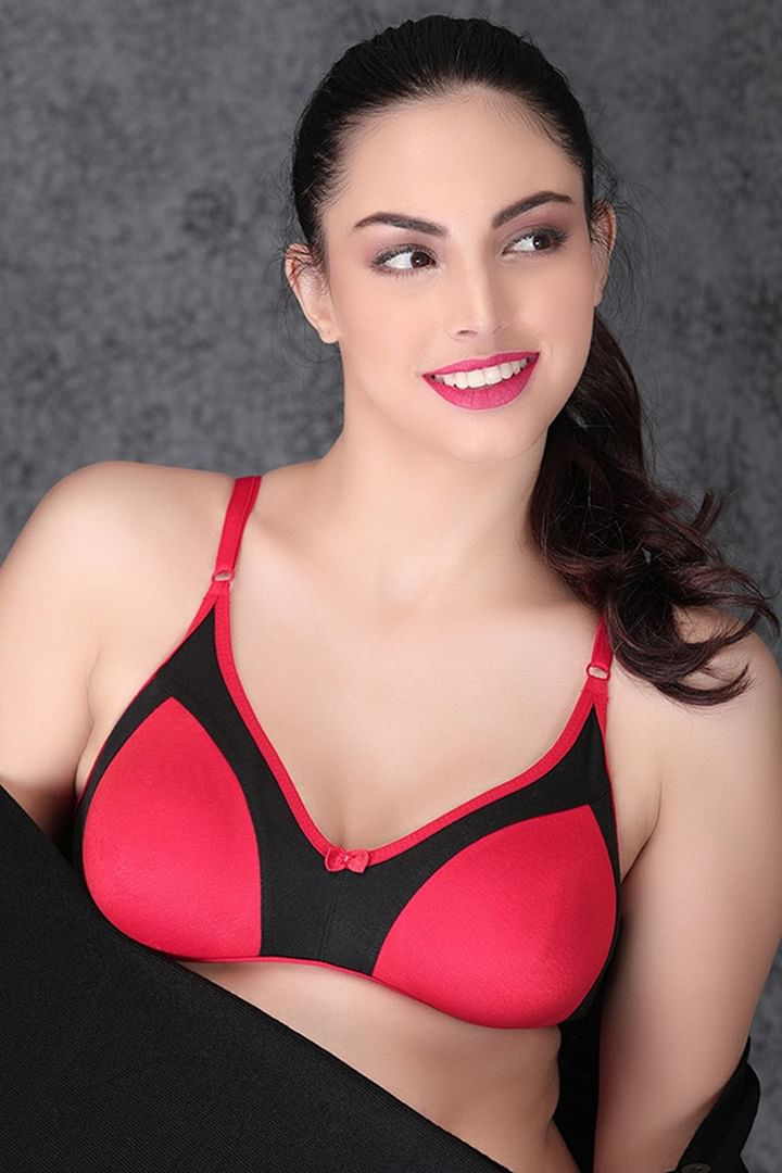 Buy M-azing Non-Padded Non-Wired Colourblocked Full Coverage Bra In Pink &  Black - Cotton Online India, Best Prices, COD - Clovia - BR0349P22