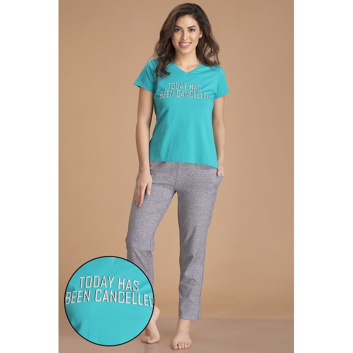

Clovia Cotton Printed Top & Pyjama - LSC135A17, Dark green