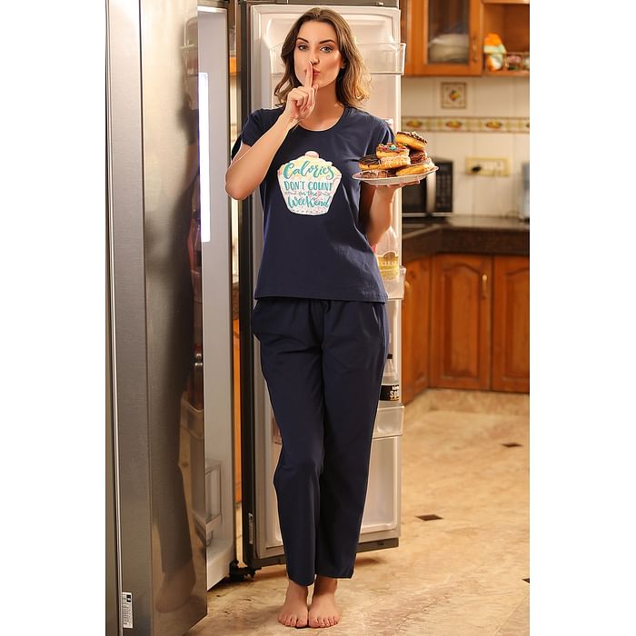 

Clovia Cotton Rich Chest Print Top & Pyjama In Blue - LS0431P08, Navy