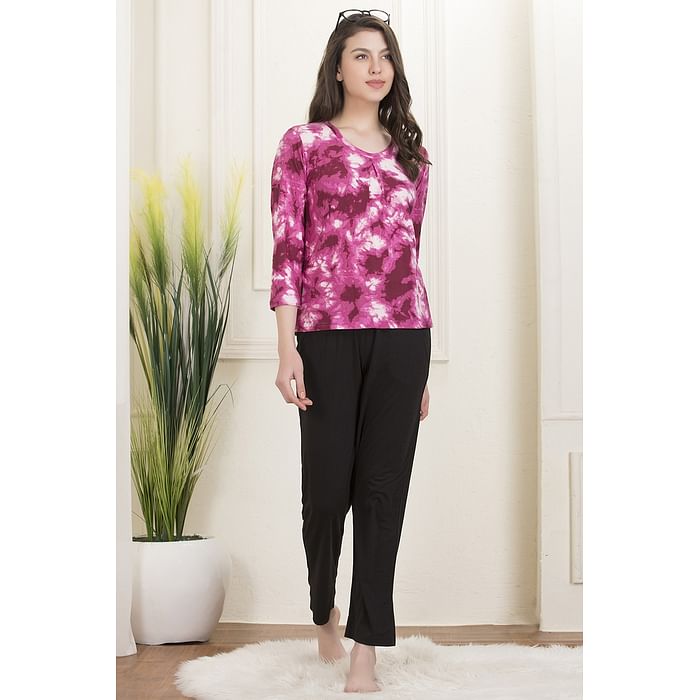 

Clovia Tie-Dye Top & Pyjama Set in Pink & Black - LSC133P15, Purple