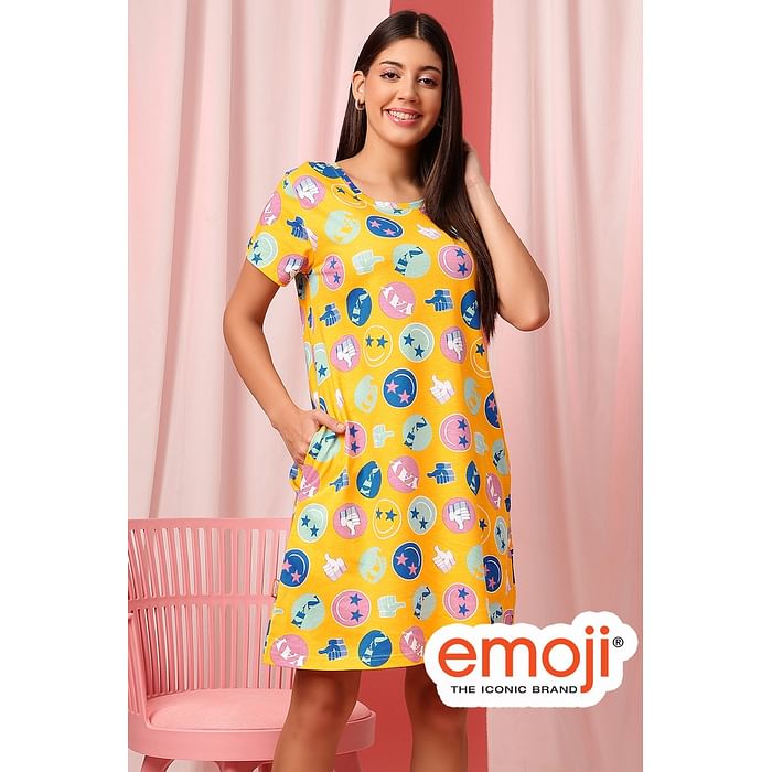 

Clovia Emoji Print Short Night Dress in Yellow - 100% Cotton - NS1209G02, Light yellow