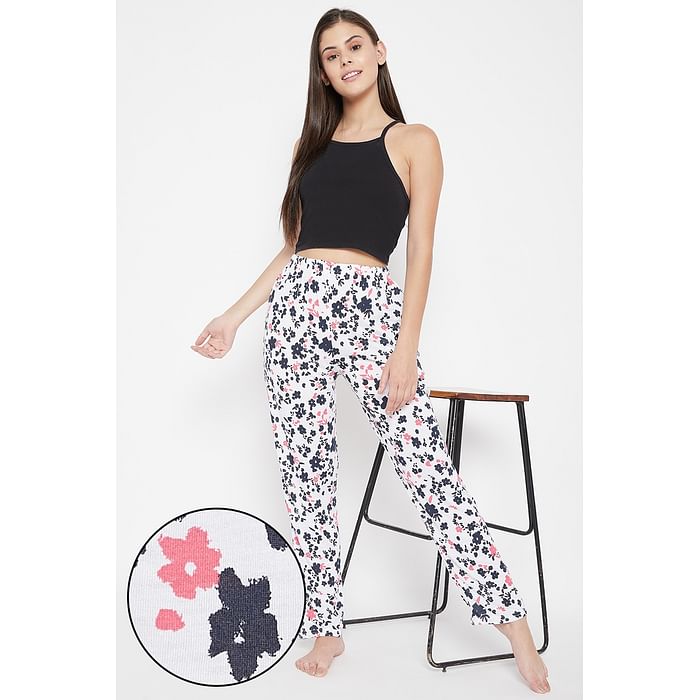 

Clovia Floral Print Pyjama in White - Cotton - LB0167P18