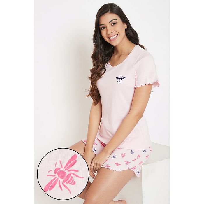 

Clovia Fly Print Top & Shorts Set in Baby Pink - 100% Cotton - LS0555E22, Light pink