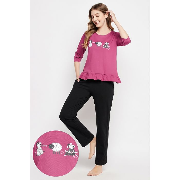 

Clovia Graphic Print Top in Mauve & Chic Basic Pyjama in Black - 100% Cotton - LS0548P15, Purple