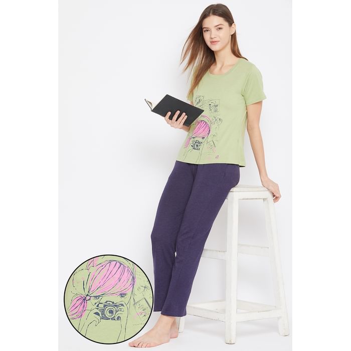 

Clovia Graphic Print Top & Solid Pyjama in Moss Green & Navy - Cotton Rich - LSC124K11, Light green