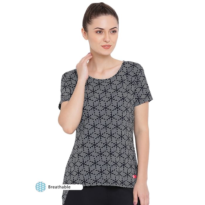 

Clovia Comfort Fit Active Printed Top in Dark Grey - AT0092P05