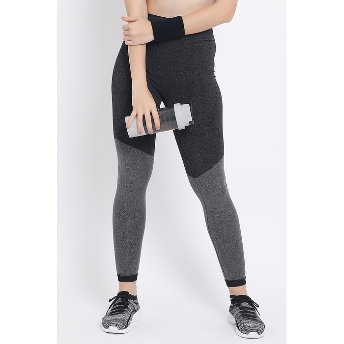 

Clovia Grey & Black Gym/Sports Activewear Tights - AT0105P01, Light grey