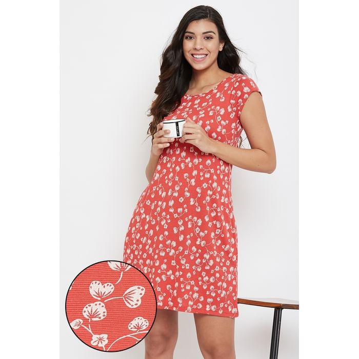 

Clovia Pretty Florals Short Night Dress in Red - Cotton Rich - NS1149A04