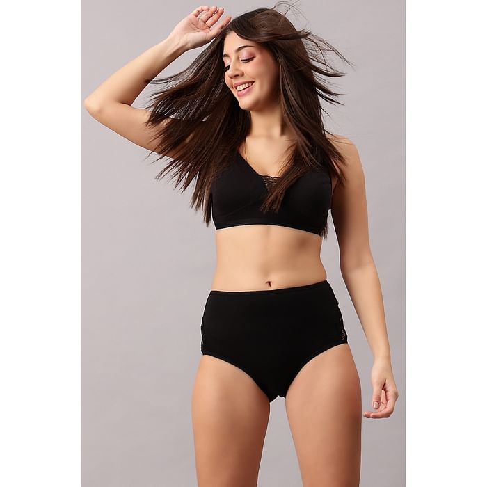 

Clovia High Waist Hipster Panty with Lace Panels in Black- Cotton - PN1057P13