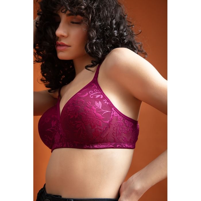 

Clovia Lace Padded Non-Wired Full Coverage Bra in Purple - BR1479P12, Lavender
